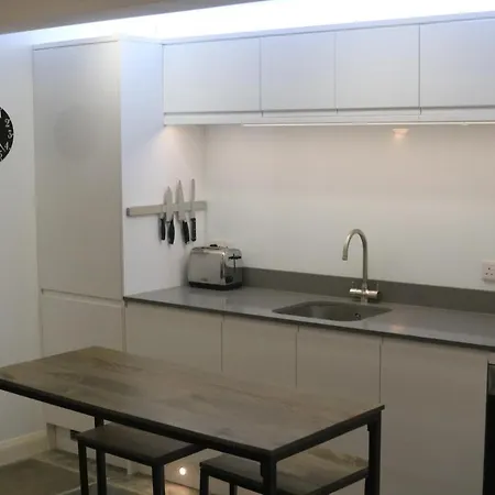 The Old Scullery, Cosy Stylish For Two On Harrogate's Iconic Stray Harrogate