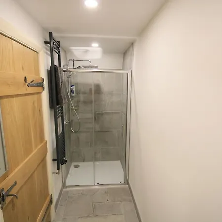 The Old Scullery, Cosy Stylish For Two On Harrogate's Iconic Stray Harrogate