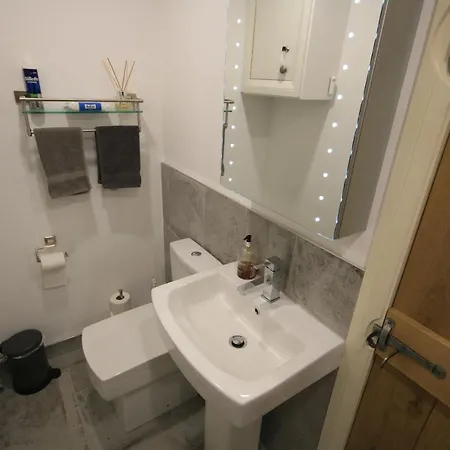 Apartment The Old Scullery, Cosy Stylish For Two On Harrogate's Iconic Stray